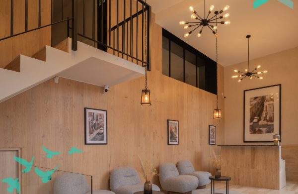 PD Arrow_SR21 - Lobby 3